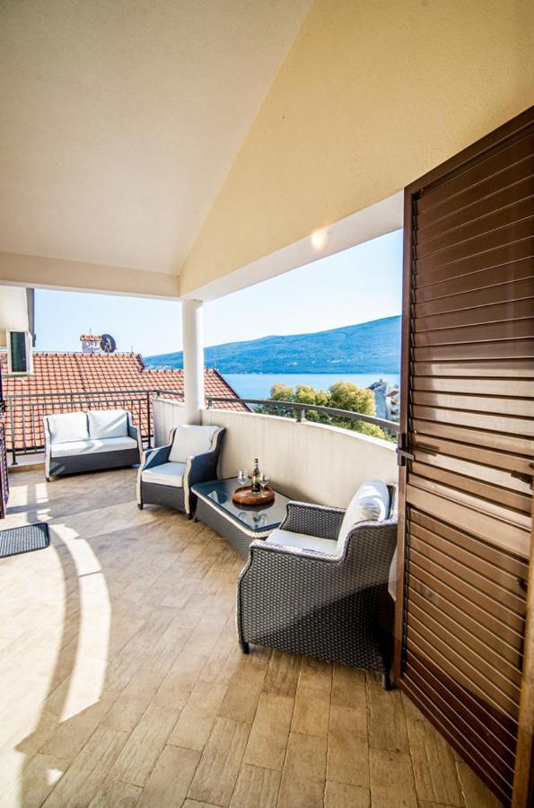 Boka Apartment Baošići Екстериор снимка