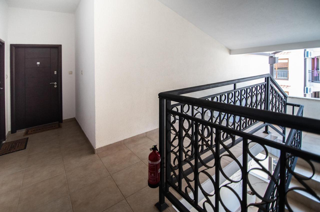 Boka Apartment Baošići Екстериор снимка